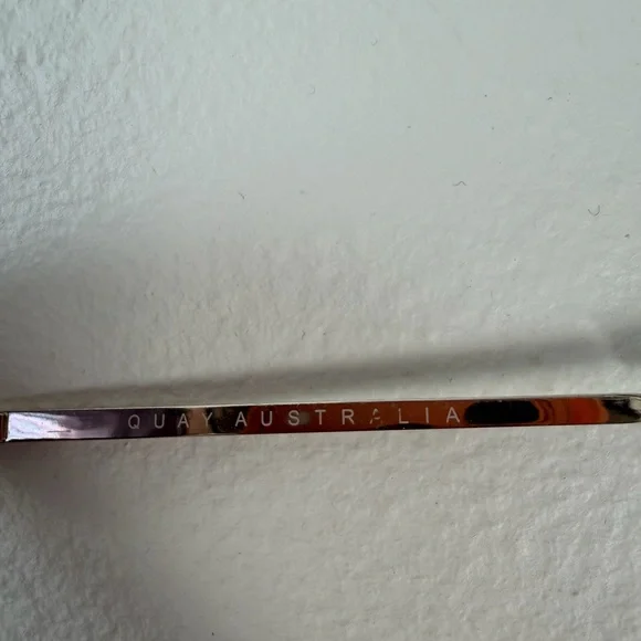 QUAY • High Key rimless aviator sunglasses - Picture 5 of 6